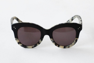 Rafflepages.com - Win a Pair of Krewe Du Optic Sunglasses and support St. Francis Foundation